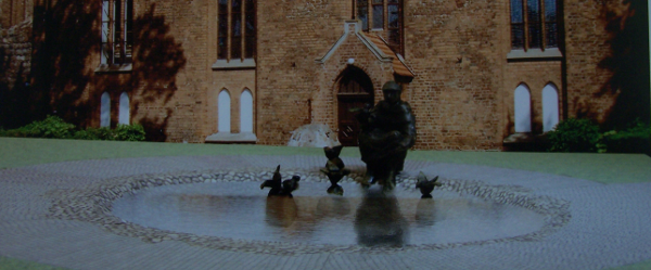 Koncepcja fontanny przy kolegiacie w Strzelcach.