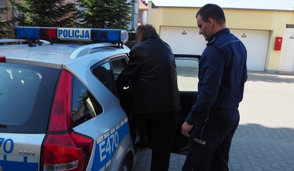 KPP Strzelce: Dzielnicowi zatrzymali 51-latka poszukiwanego listem gończym