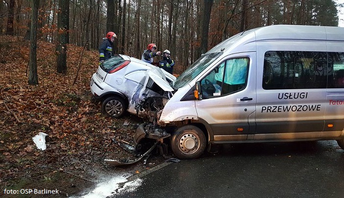 Tragiczny wypadek na drodze Strzelce - Barlinek. Nie żyje młody kierowca |FOTO|