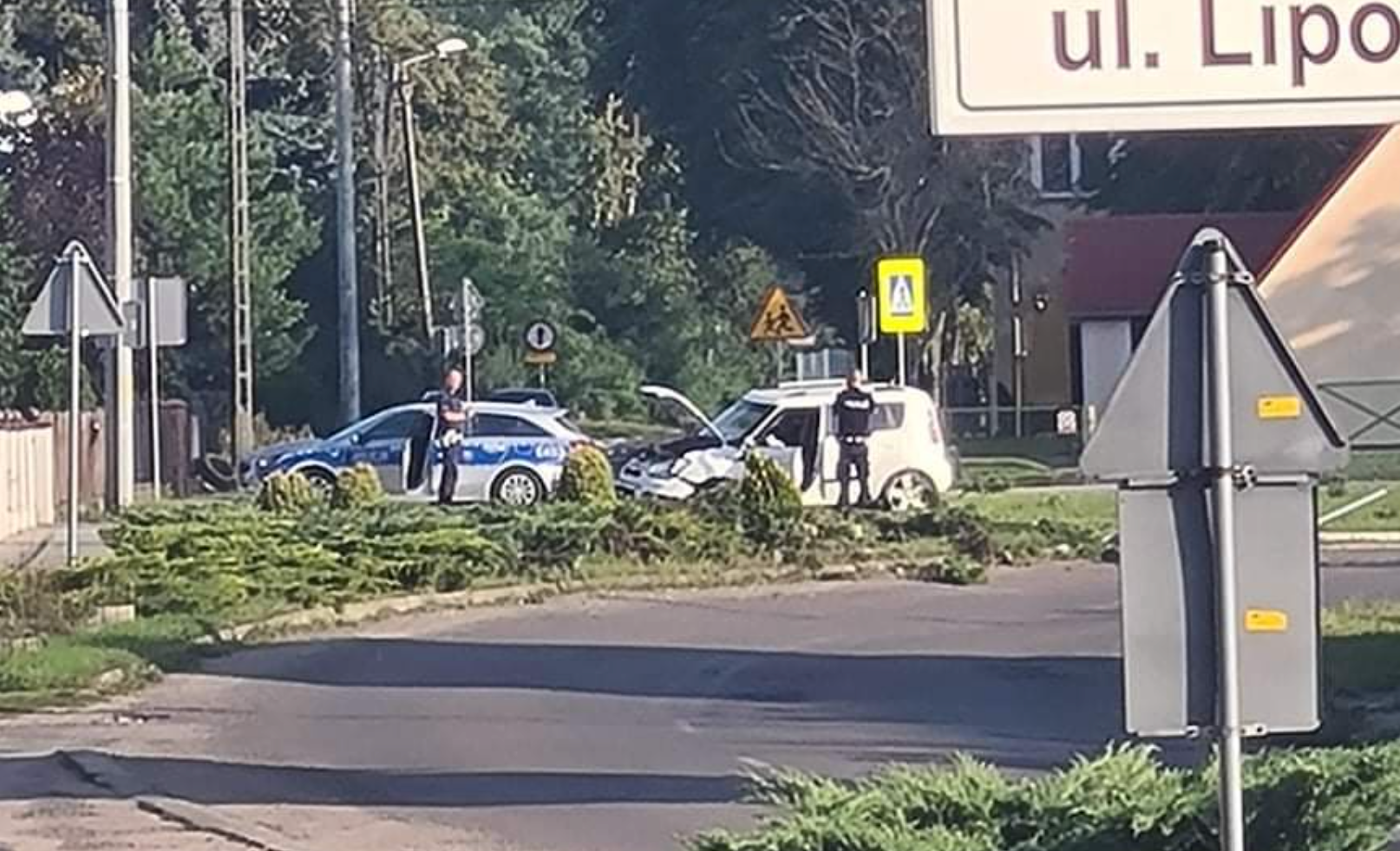 Pościg za Kia zakończony wypadkiem - zatrzymanie w Bobrówku | FOTO | AKTUALIZACJA!