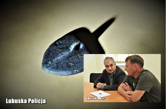 Policjant z Strzelec Kraj. znalazł XIV-wieczną pieczęć rycerską....