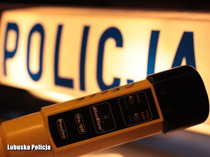 DREZDENKO: Mając ponad 2 promile próbował odjechać autem – pijanego kierowcę powstrzymał emerytowany policjant