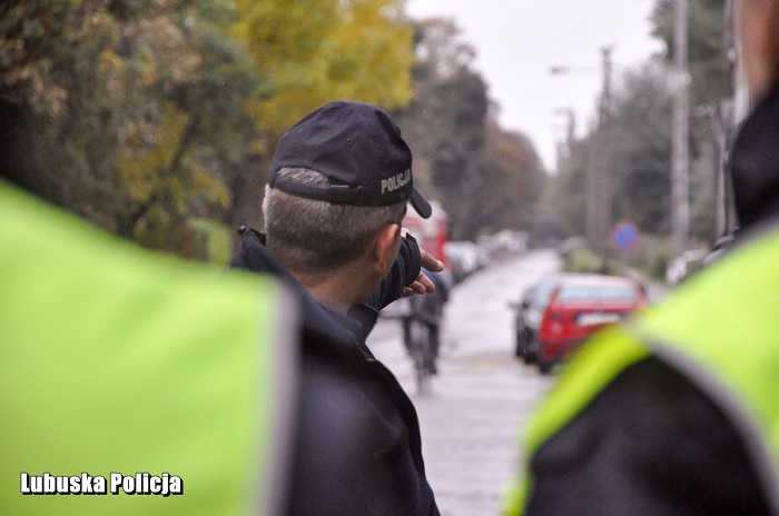 Zamaskowani sprawcy porwali mężczyznę w centrum Gorzowa Wlkp. Że był to żart ustalili dopiero policjanci...