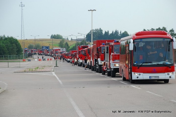 [Region] Strażacy z Choszczna pojechali na misje do Szwecji. Pomogą gasić pożary lasów...