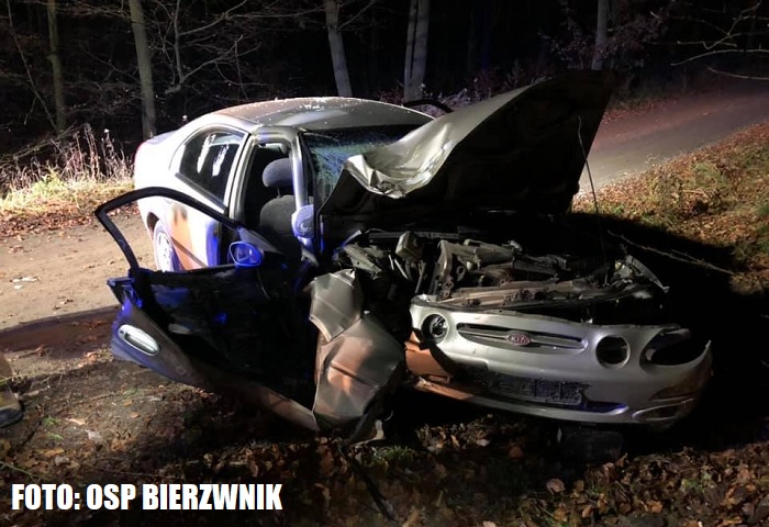 Wypadek na drodze leśnej Rębusz-Ostromęcko [FOTO]